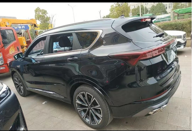 Jetour X70 2021 Zhuge 1.6t División DCT 7 plazas