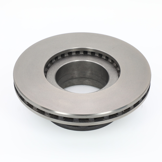 Varios modelos de discos de freno para camiones.